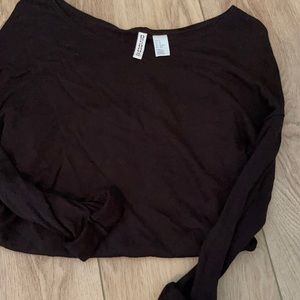 H&M black 3/4 sleeved sweater